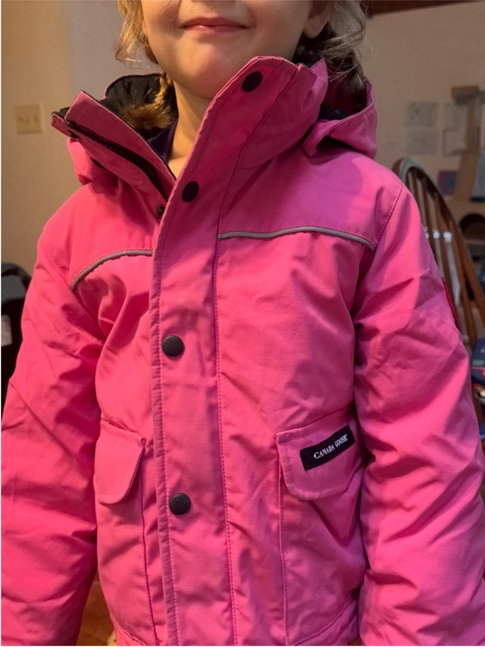 Canada Goose Lynx parka Bright Pink Hooded Puffer Jacket
Size 4-5 kids' puffer - Picture 2 of 8